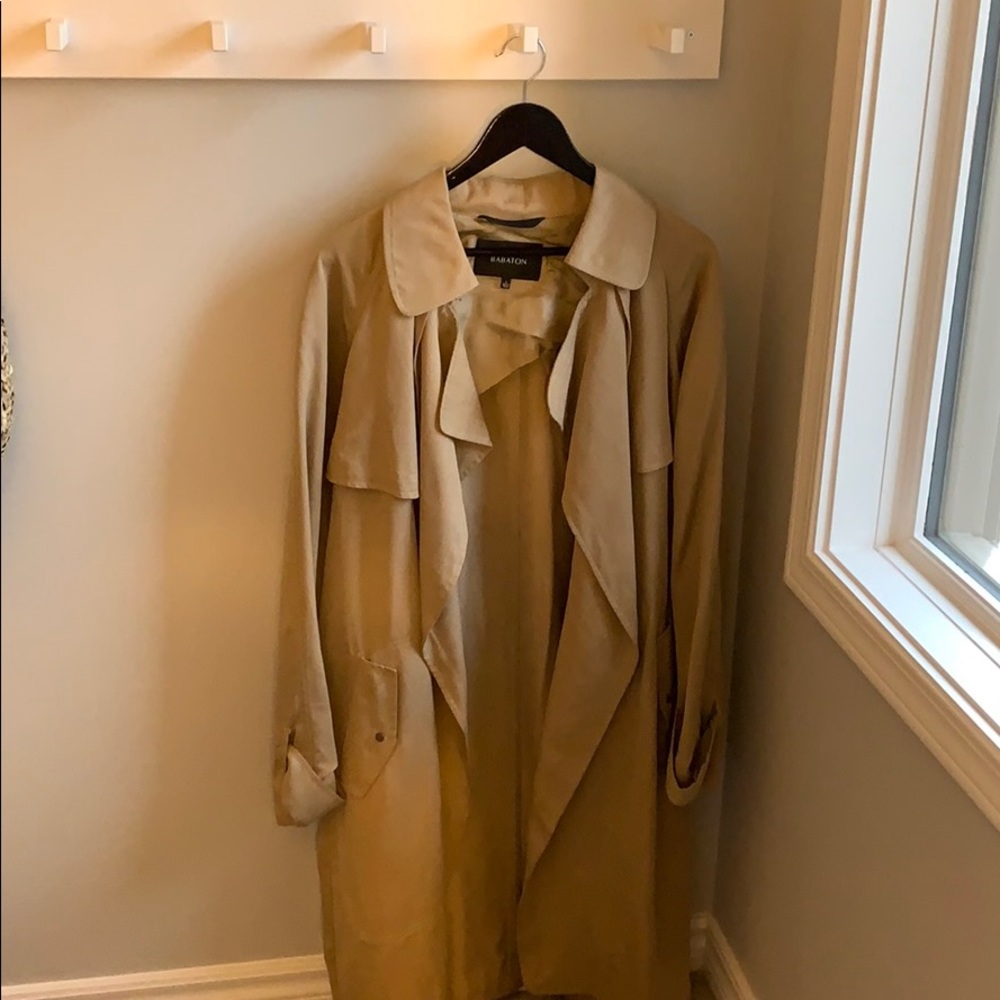 Babaton Trench Coat. size L